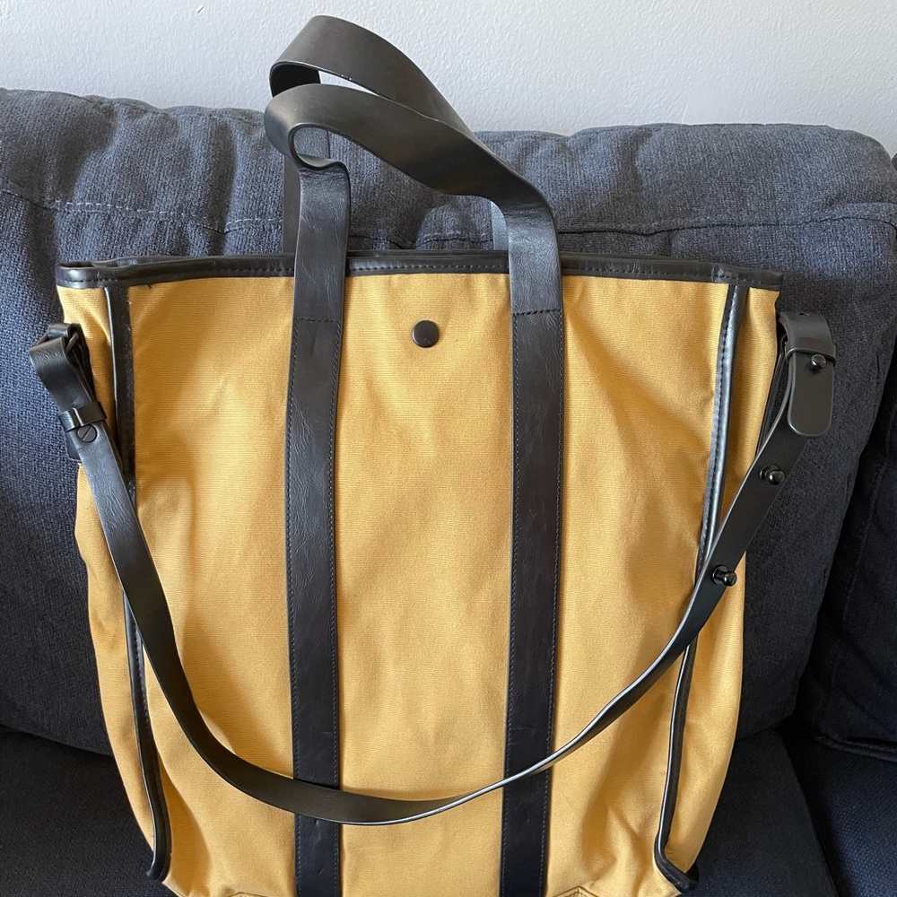 Gap Tote Bag
